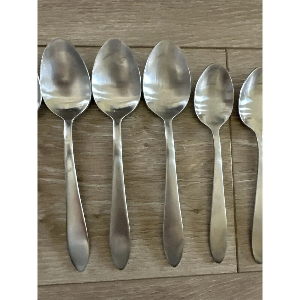 Oneida luann mooncrest teaspoons