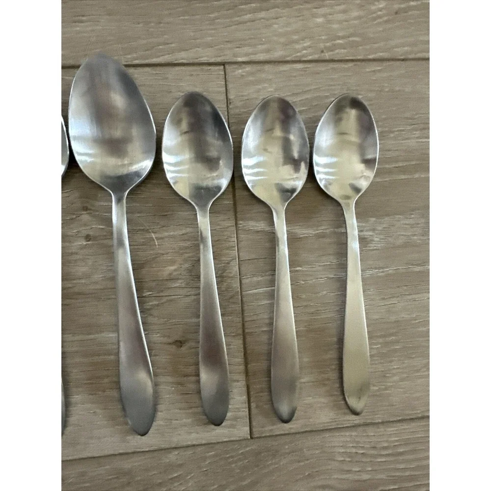 Oneida teaspoons spoons