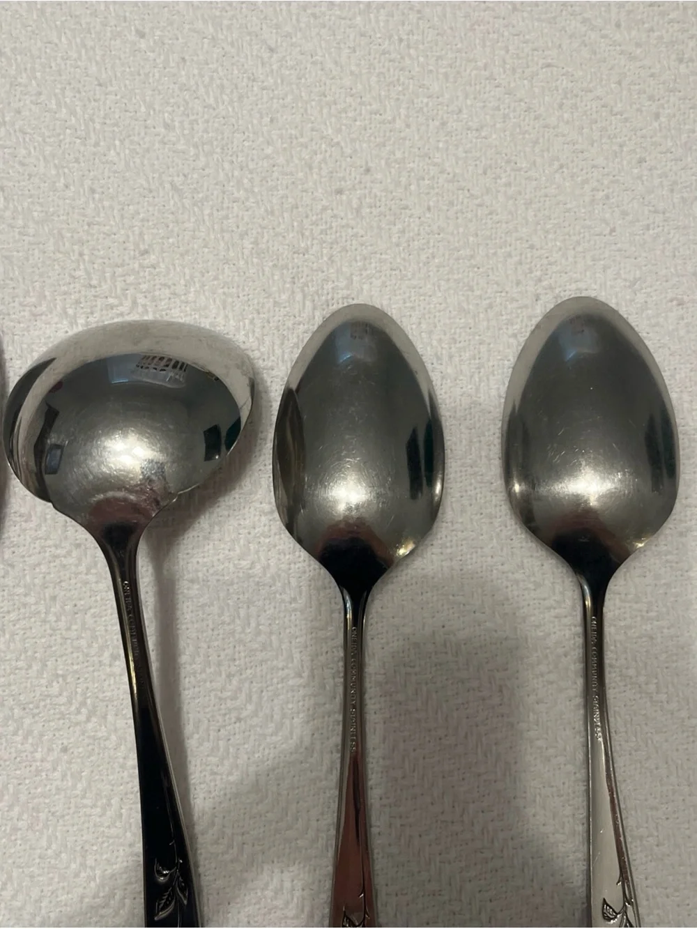 Oneida smooth serving ladle