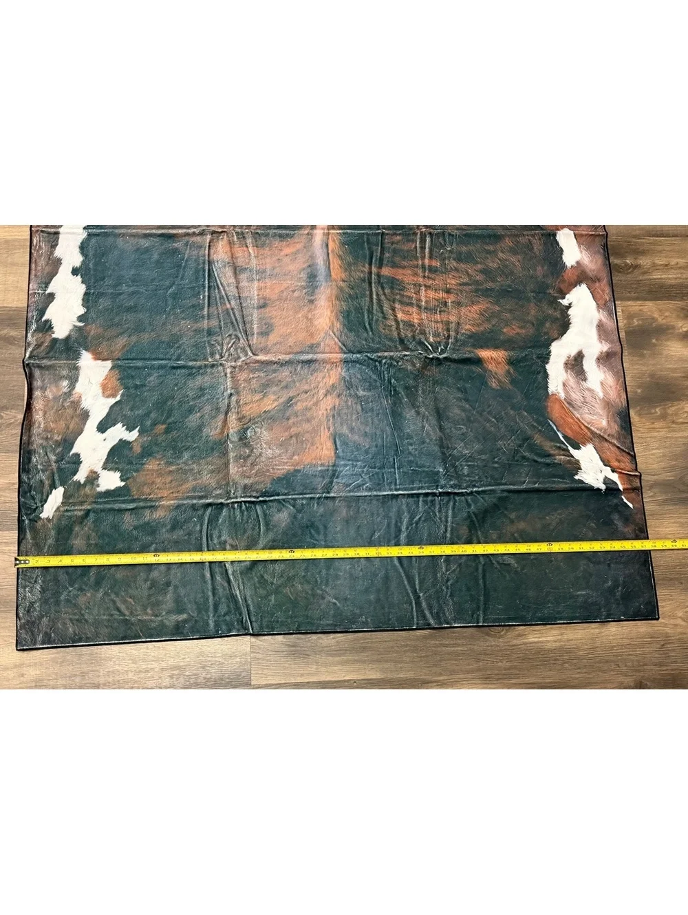 Faux Cowhide Print Area Rug 5x6.5 Ft Faux Fur Rustic Western Home Mat Non-Slip