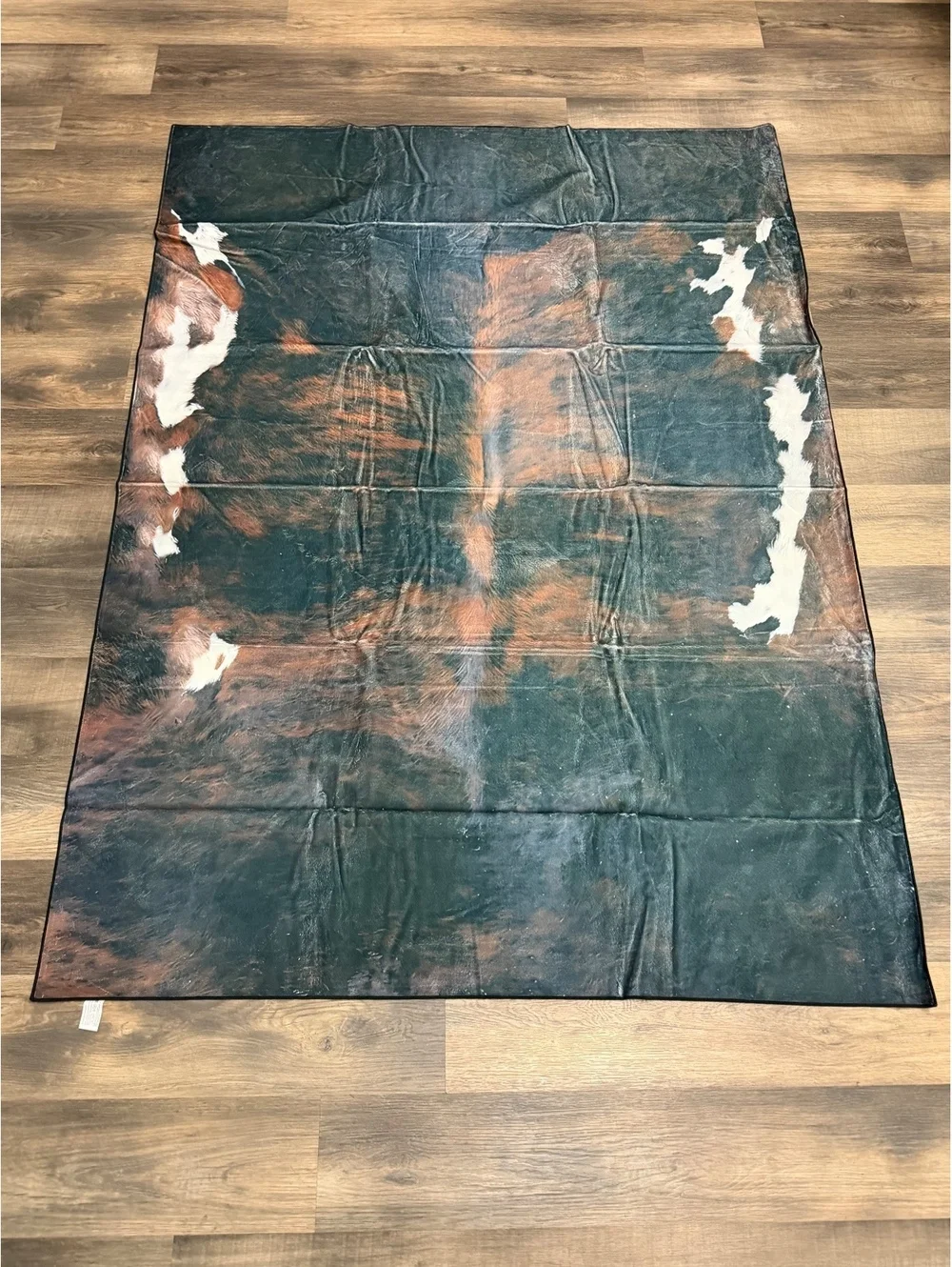 Faux Cowhide Print Area Rug 5x6.5 Ft Faux Fur Rustic Western Home Mat Non-Slip