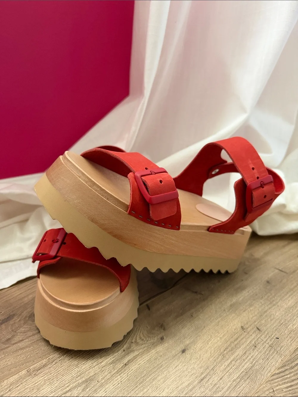 BRYR Gigi Sandal Color-Poppy