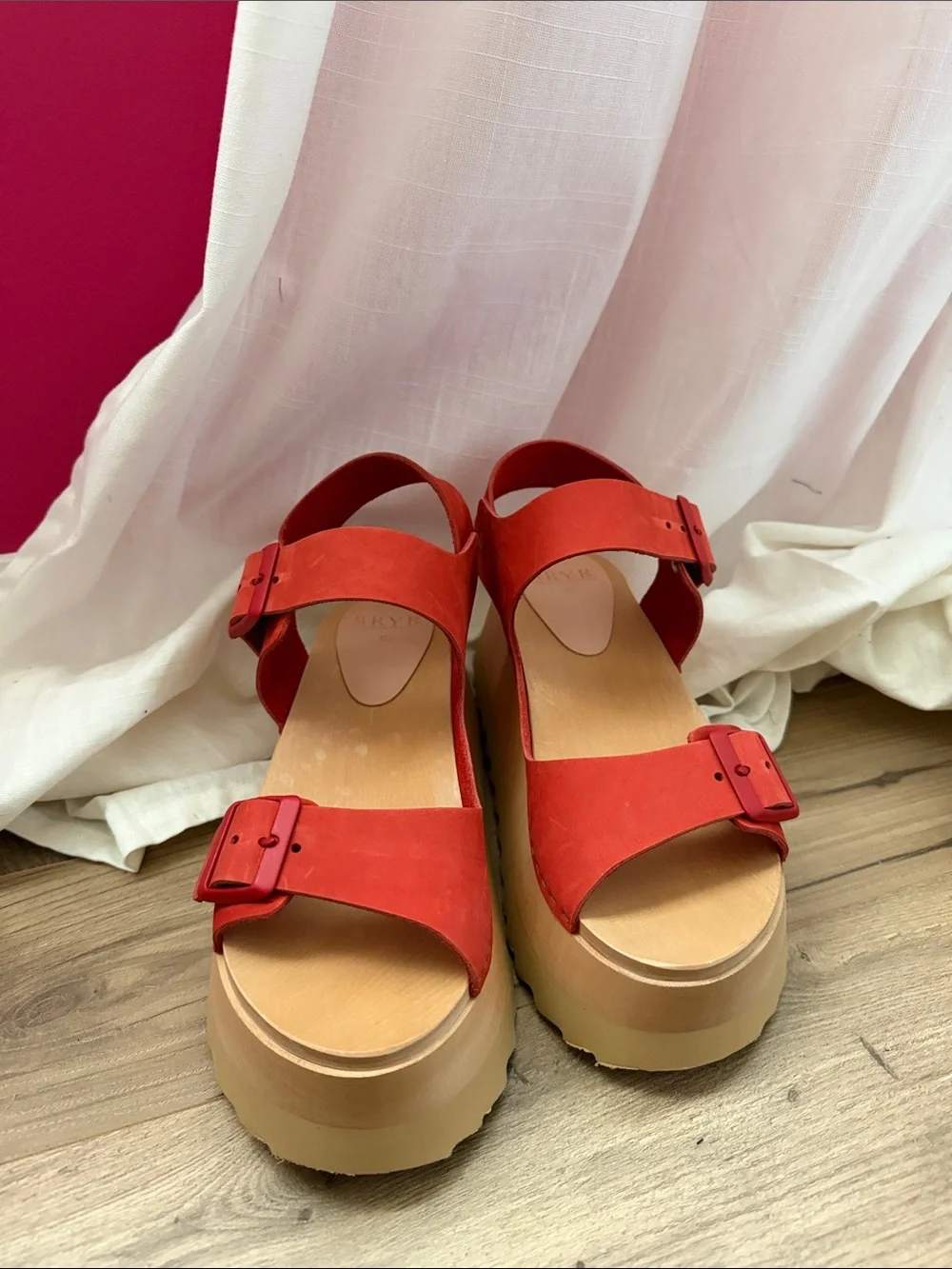 BRYR Gigi Sandal Color-Poppy