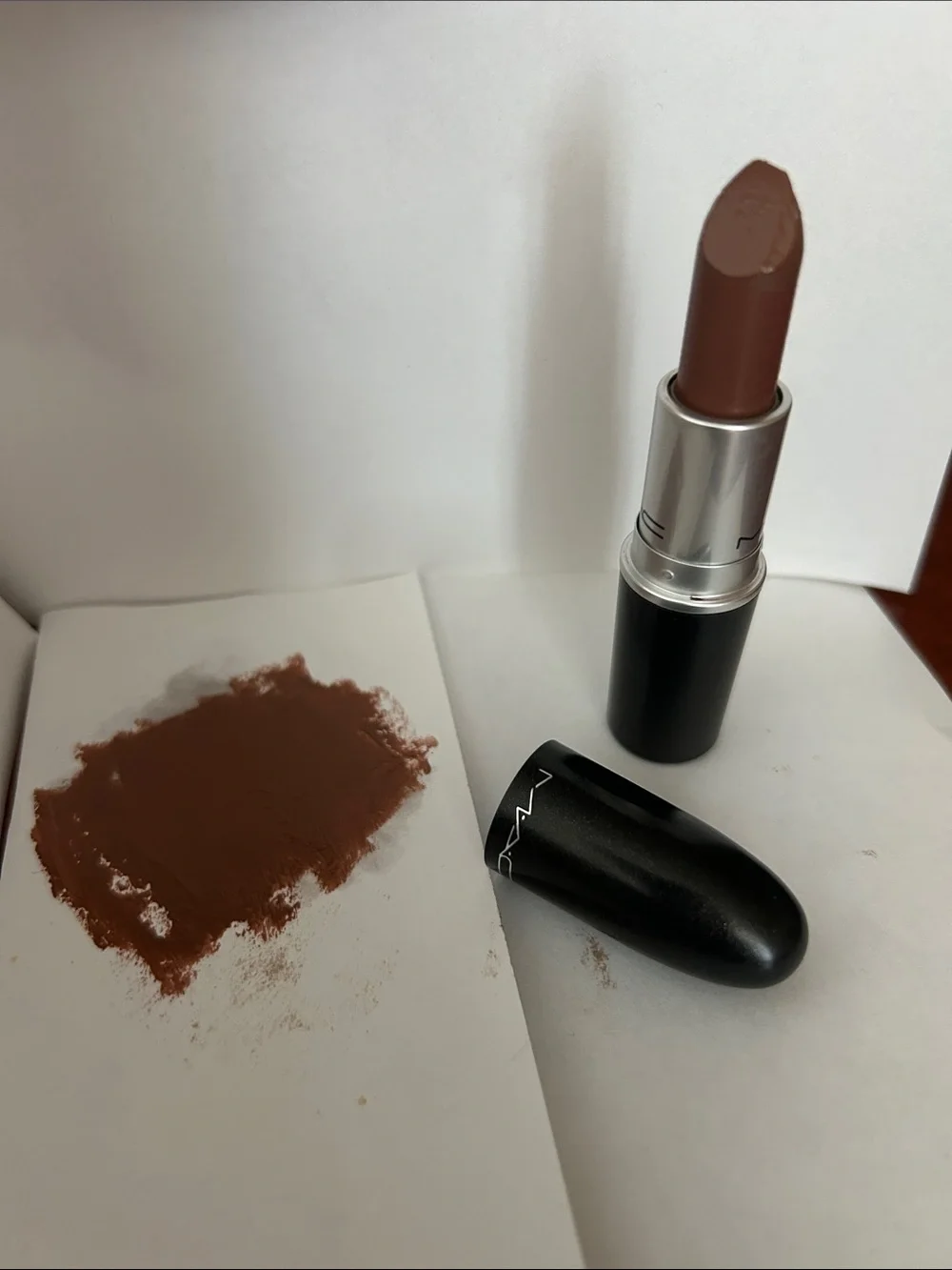 MAC  5N A97 lipstick