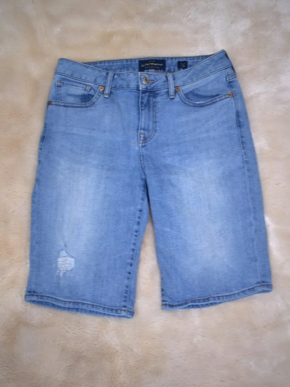 Lucky Brand Bermuda Denim Shorts Size 4/27 Light Wash Distressed Stretch Jean