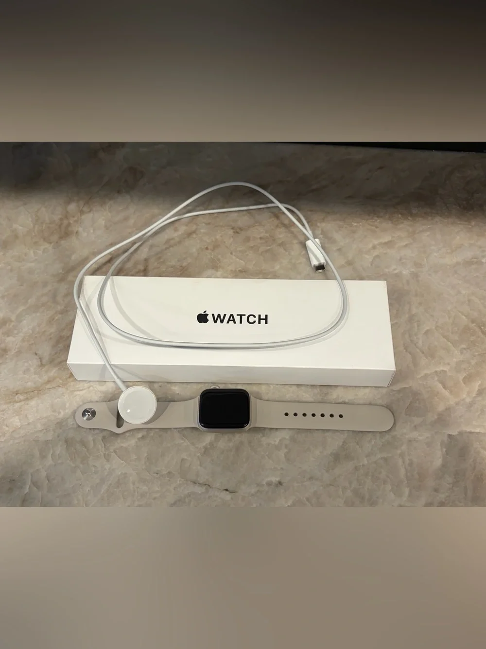 Apple Watch SE (Gen 2) - USED