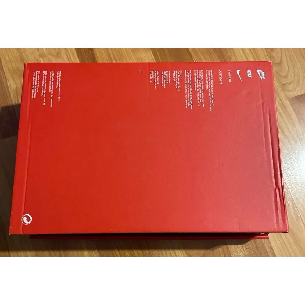 Nike‎ empty shoe box