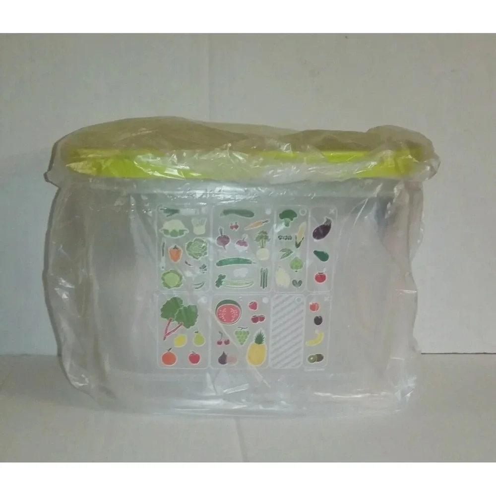 Tupperware due enjoy pet