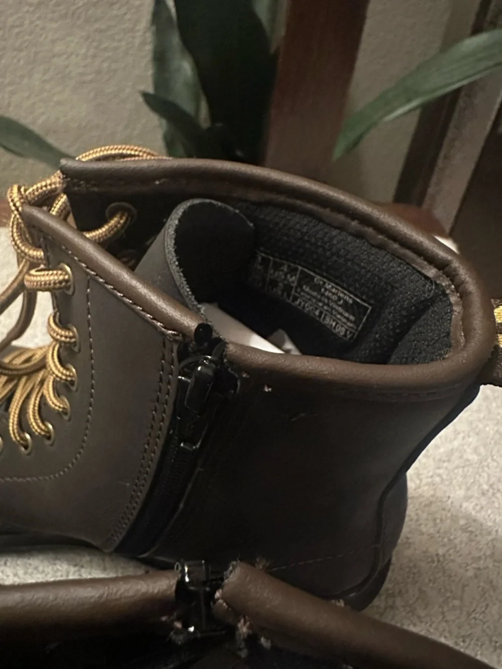Dr. Martens classic kids
