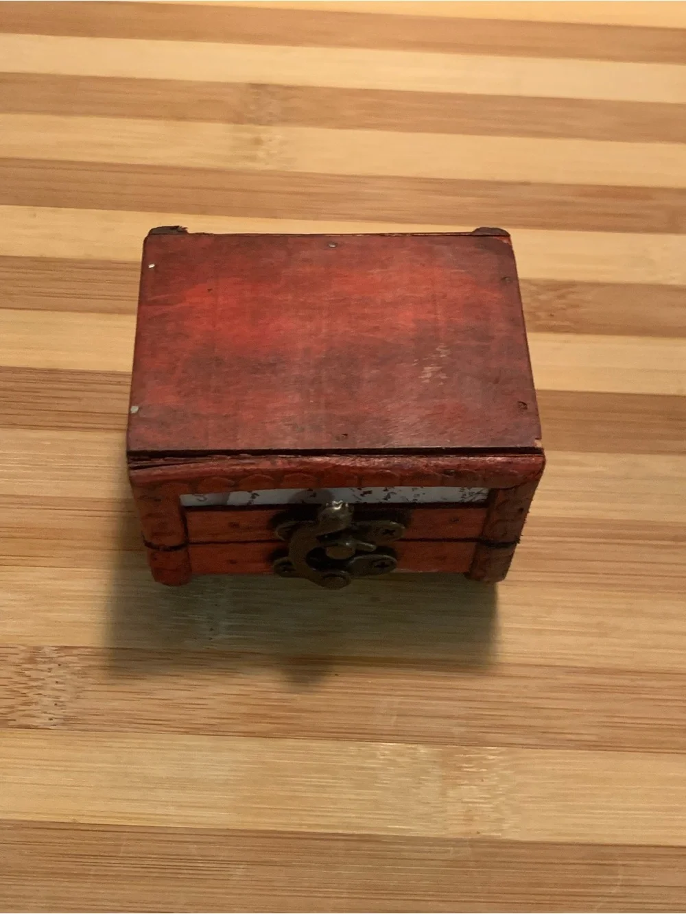 N/A compact decorative