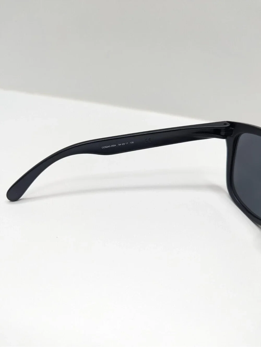 Oakley Frogskins Polished Black Authentic OO9013 Sunglasses Eyewear USA