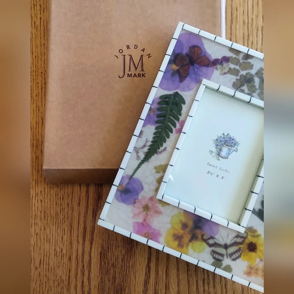 Jordan Mark Vintage Resin Butterfly And Floral Secret Garden Picture Frame NEW
