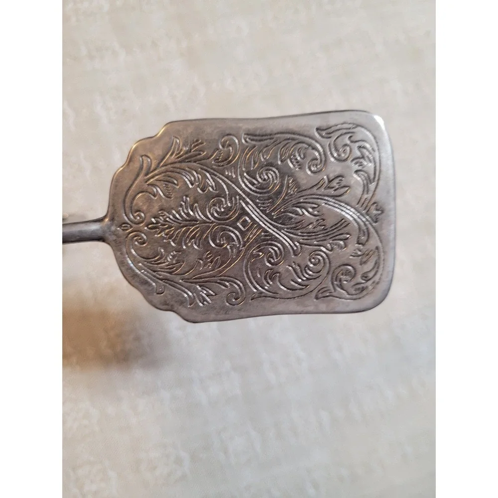 Silverplate elegance personified