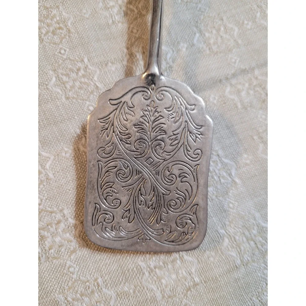 Silverplate elegance personified