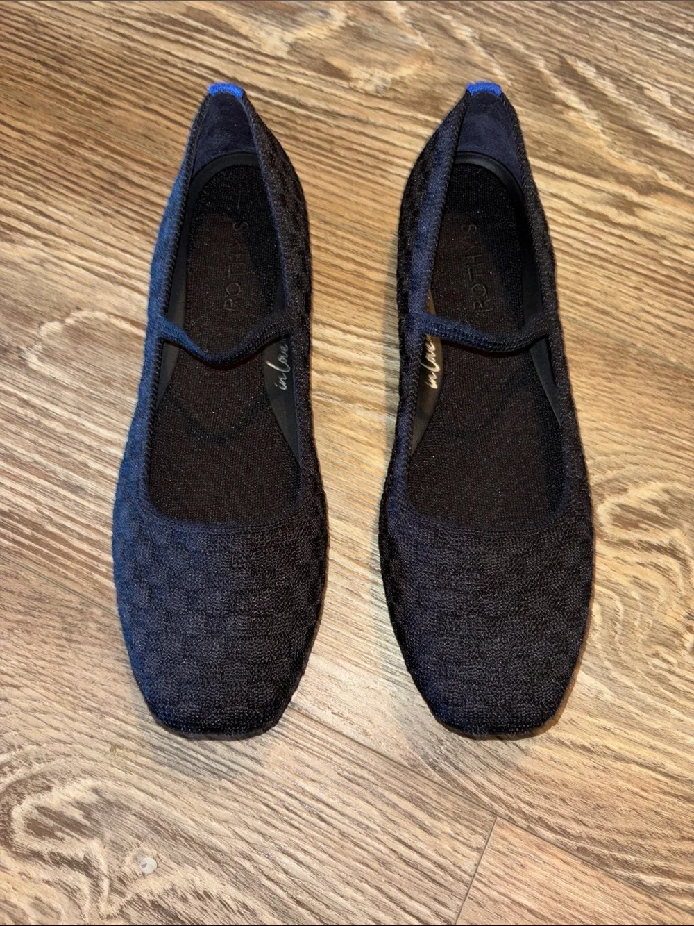 Rothys texture signature