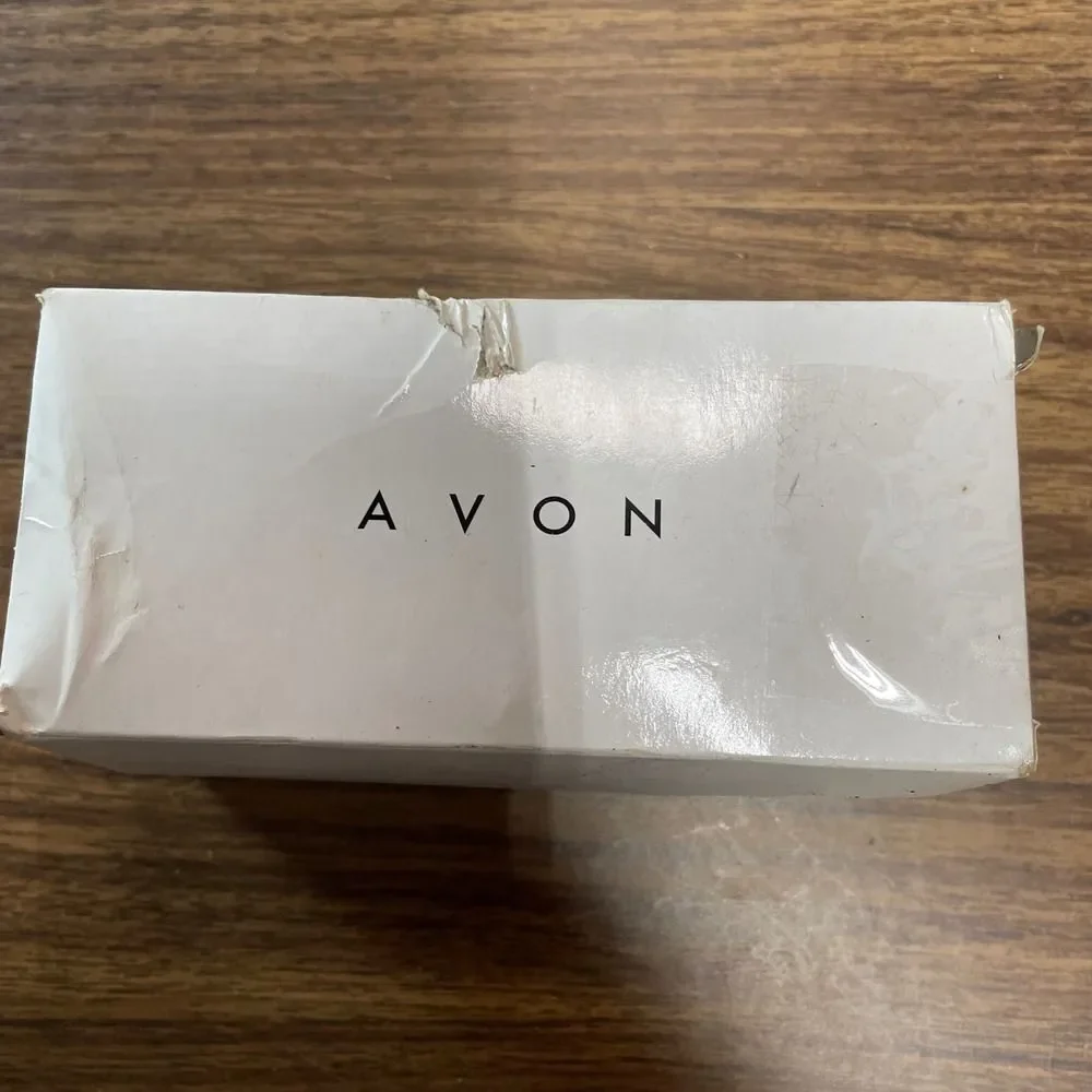 Avon charming velvet