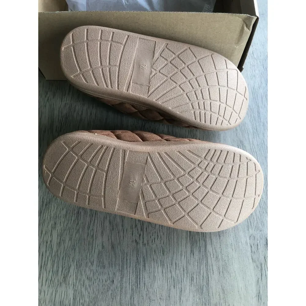 Steve Madden tags footbed