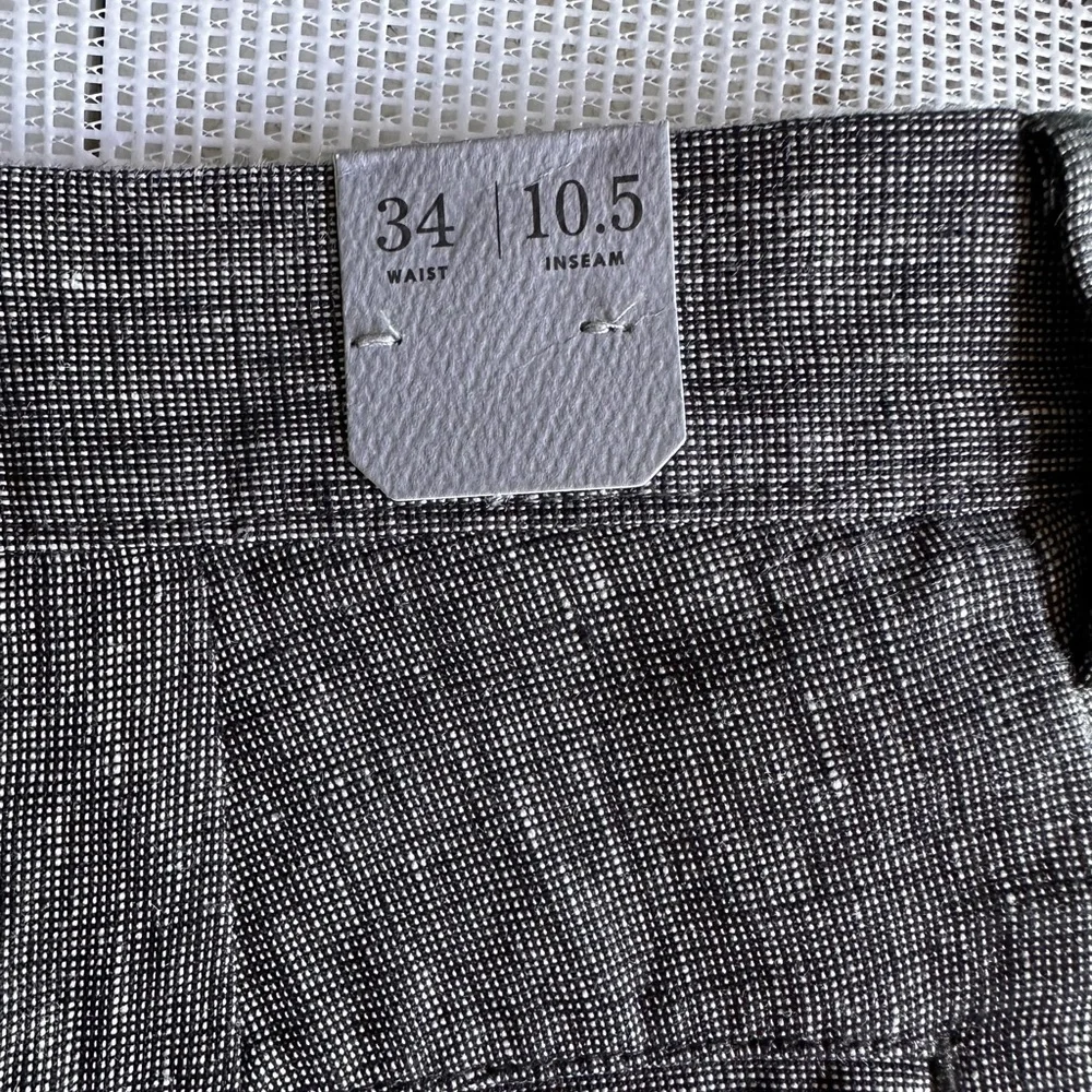 NEW J CREW Men's Gray Shorts 34