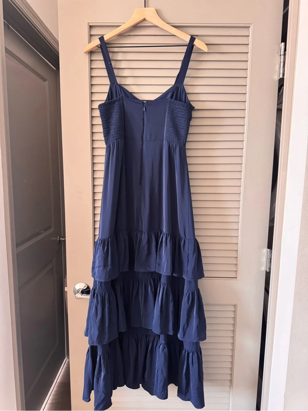 Abercrombie & Fitch sleek navy