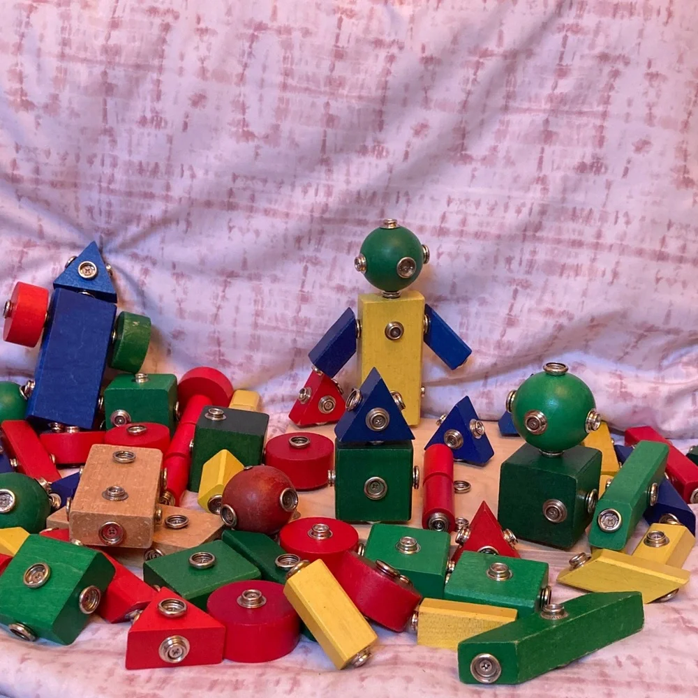 Snap N play 106 piece wooden building set
