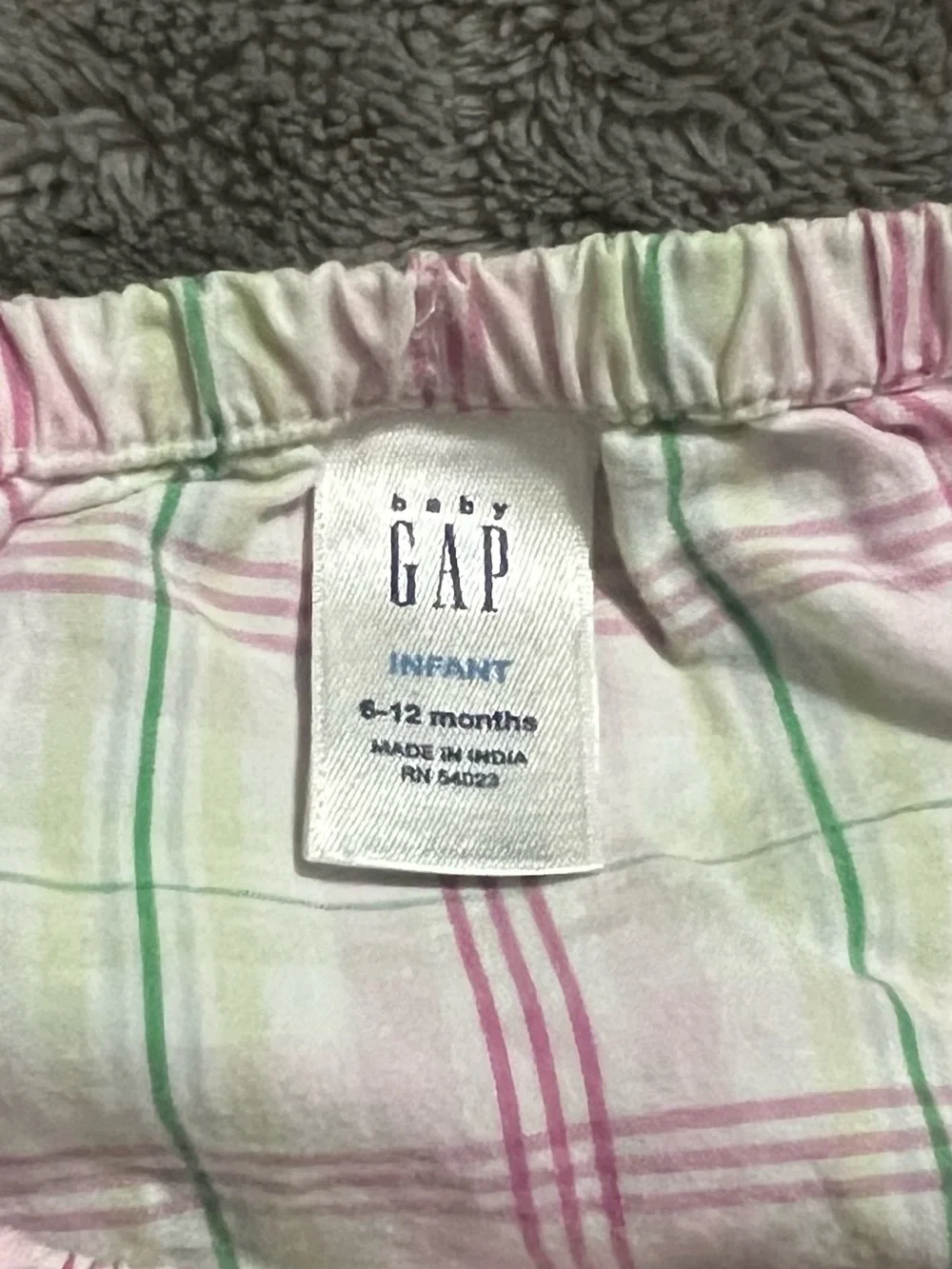 GAP cute plaid