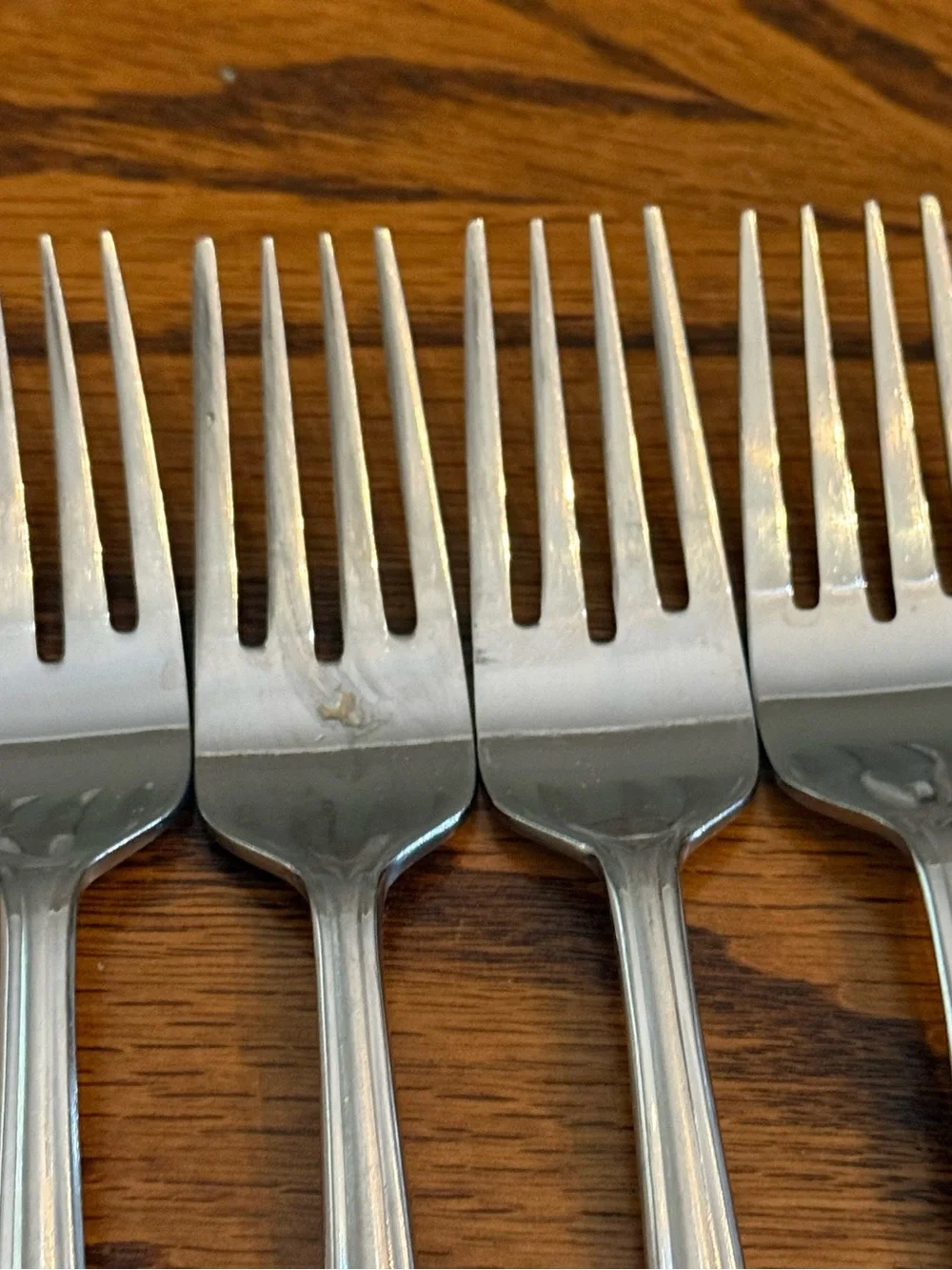 Mikasa tips sleek