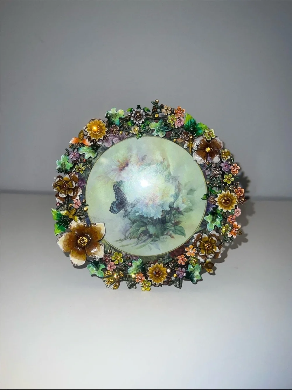 Vintage floral enamel garland picture frame with gemstone/crystals