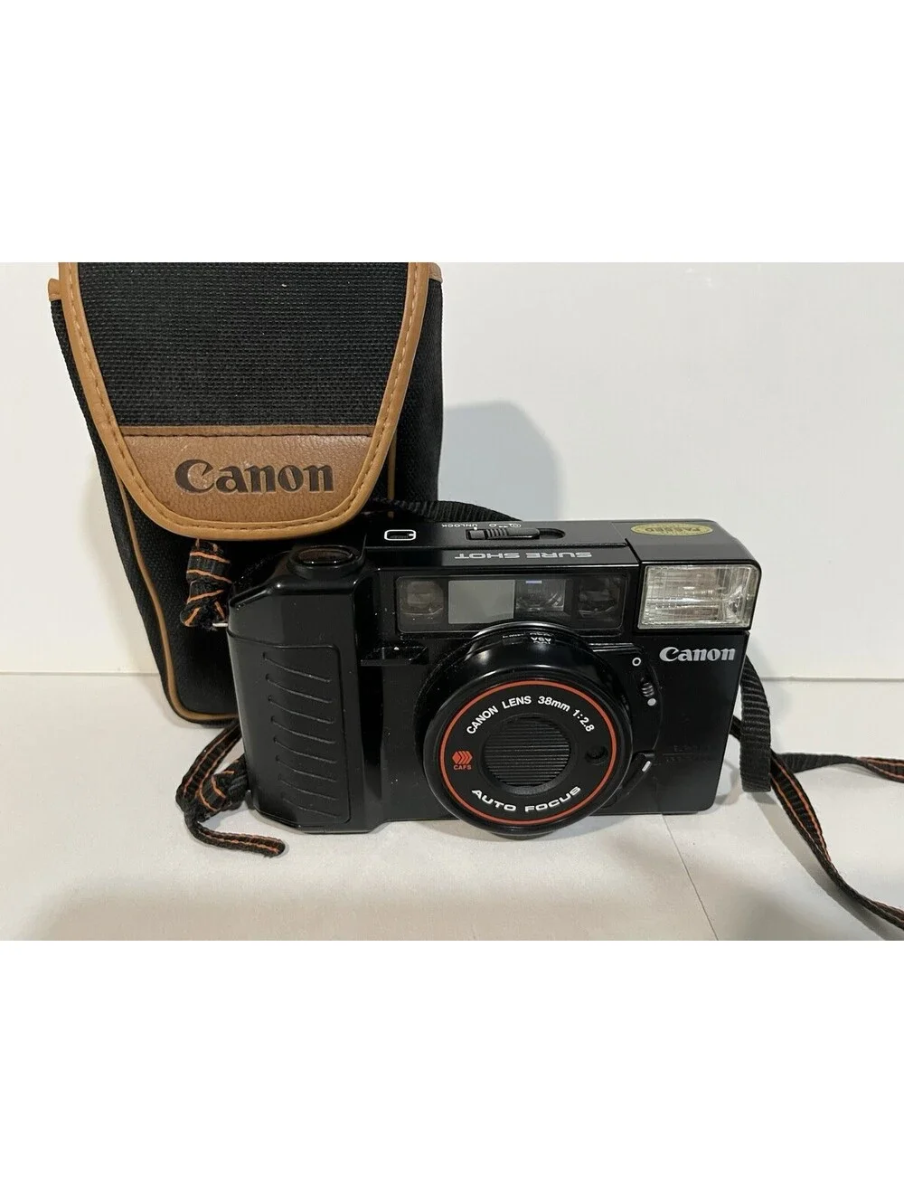 CANON SURE SHOT AUTO FOCUS 38mm 1: 2.8 Camera Film W/ Case Untested