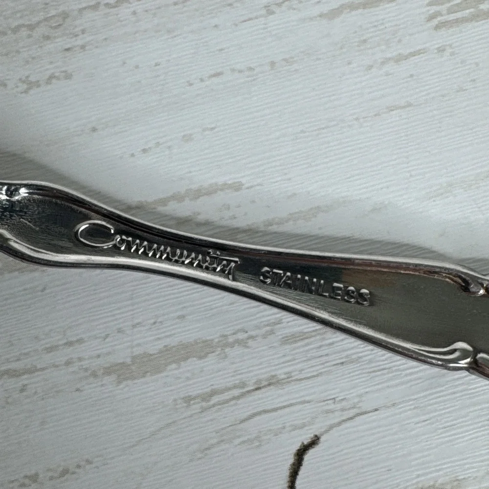 Oneida silverware community