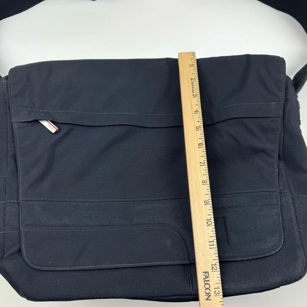 Tumi sando 6172d