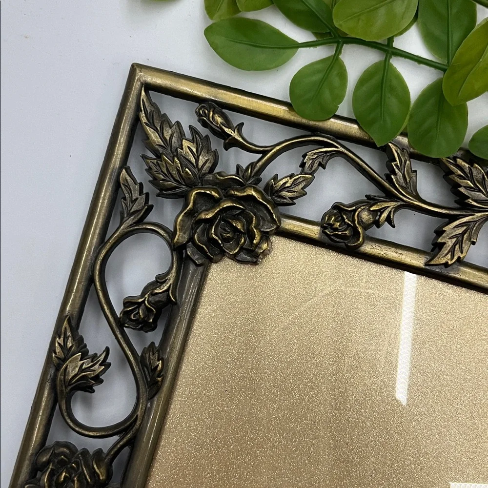 Vintage Bronze Floral Picture Frame 5x7