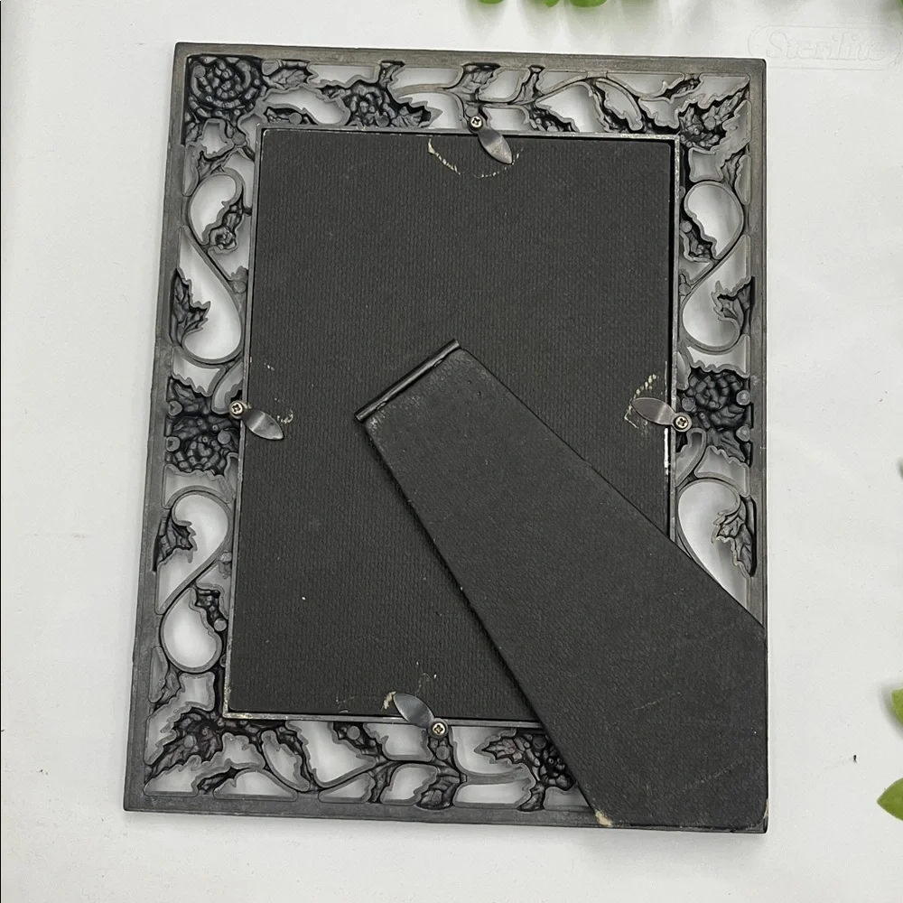Vintage Bronze Floral Picture Frame 5x7