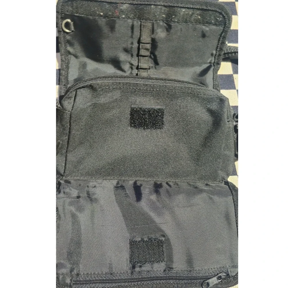 Tan-Sac Sport Black Nylon Crossbody Travel Bag Organizer Utility‎ Pouch T6