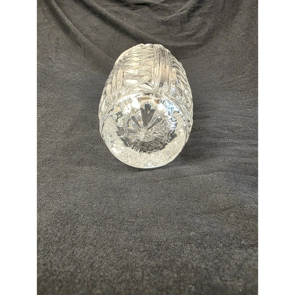 Unbranded elegant crystal