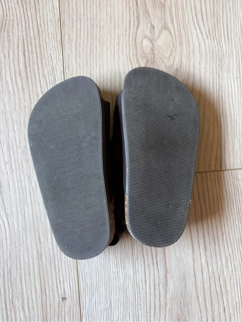 Old Navy durable faux