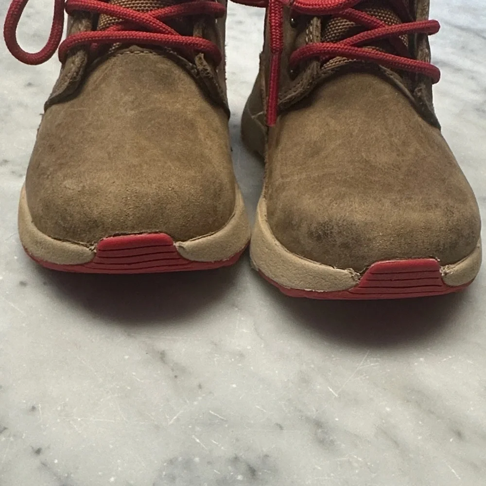 UGG stylish durable