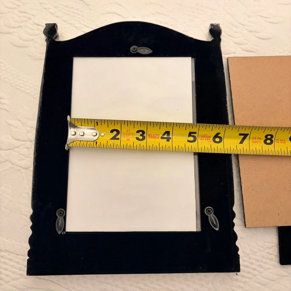 DesignStyles White Distressed Wood 5x7 Photo Frame Spindle Farmhouse Cottage