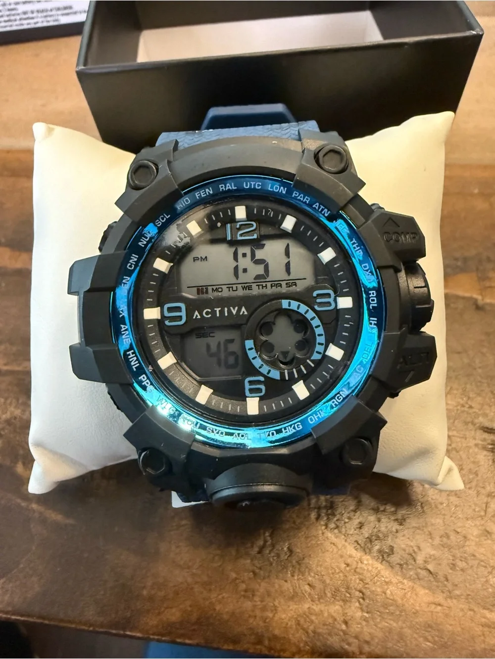 Activa Endurance X Invicta Men's Digital Watch (Model ACW435-003)