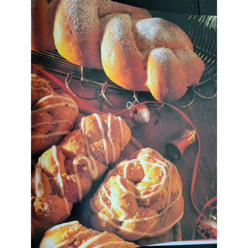 Vintage Christmas Cookbook Bundle - 2 Book Set | Recipes & Traditions