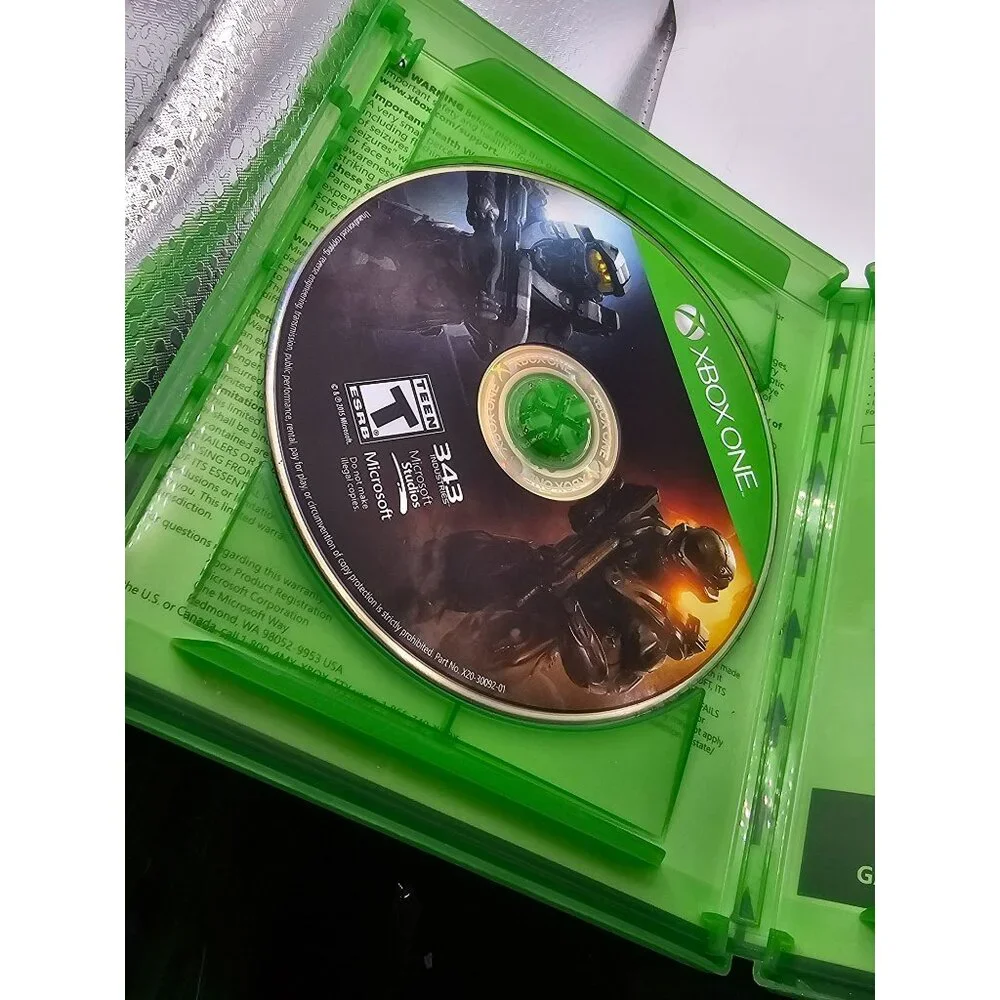 Halo 5 Guardians Xbox One Exclusive Video Game‎
