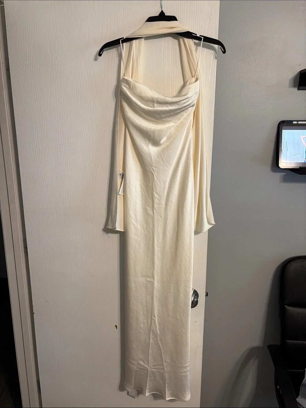Abercrombie NWT Silk Dress with Neck Scarf
