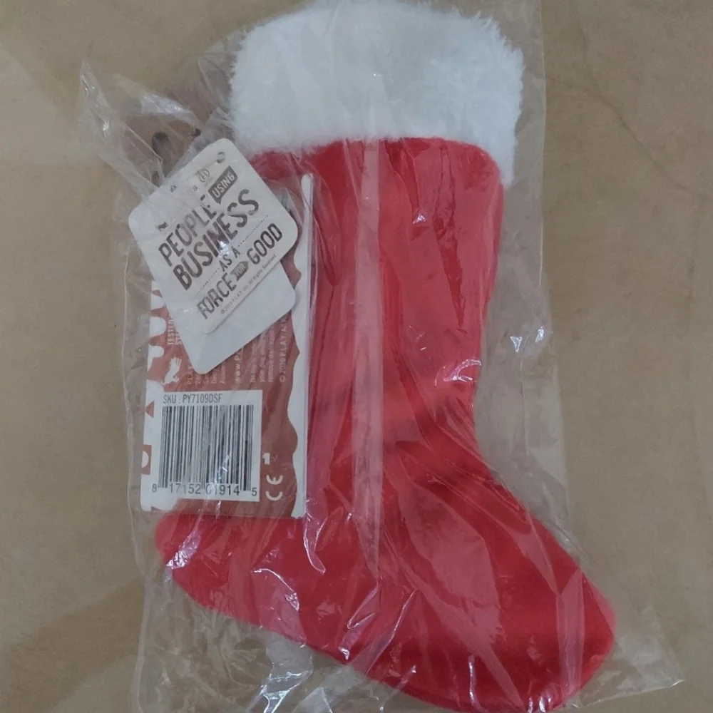 P.L.A.Y. bnwt merry