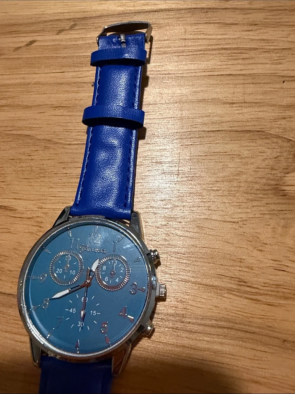 Source Unknown men chronograph