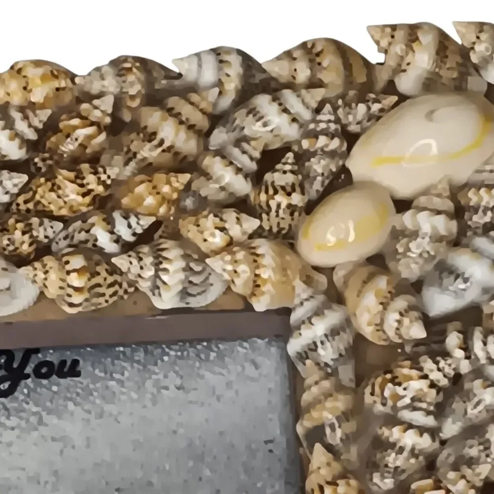 Unbranded seashell tabletop