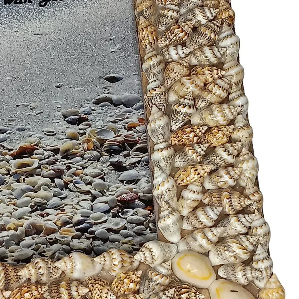 Unbranded seashell tabletop