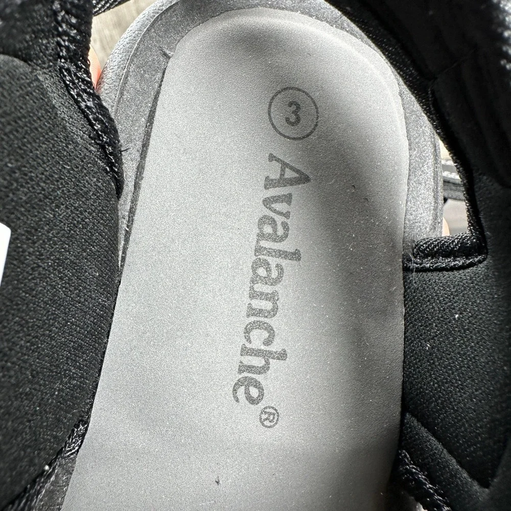Avalanche these outdoor
