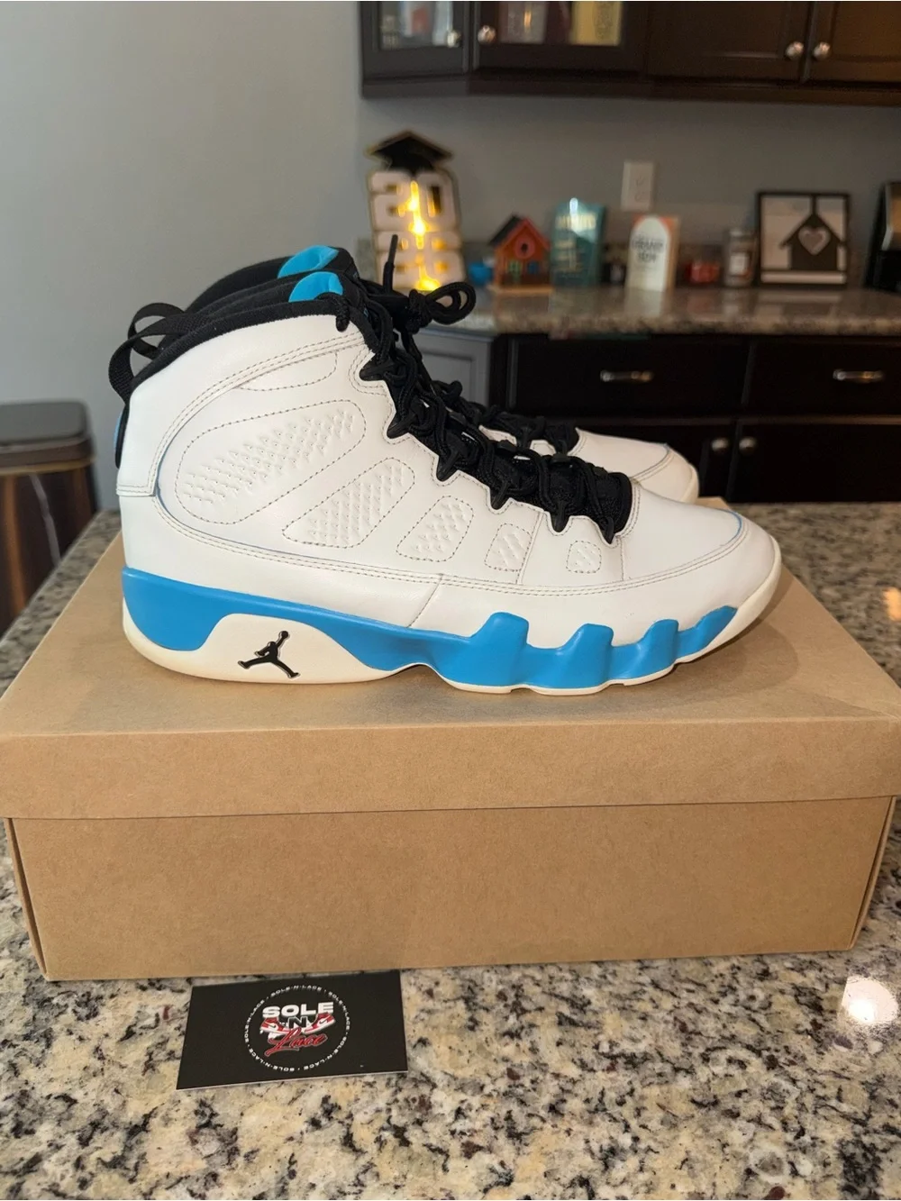 Jordan powder slight