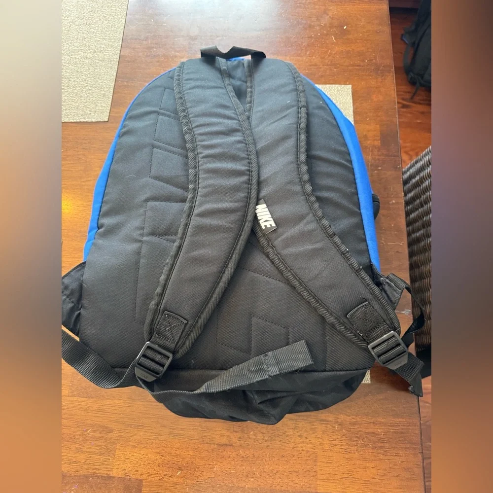 Nike backpack 13x20