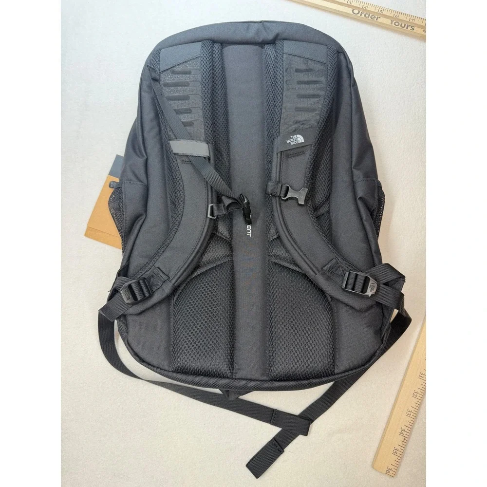 The North Face pack zip perfect