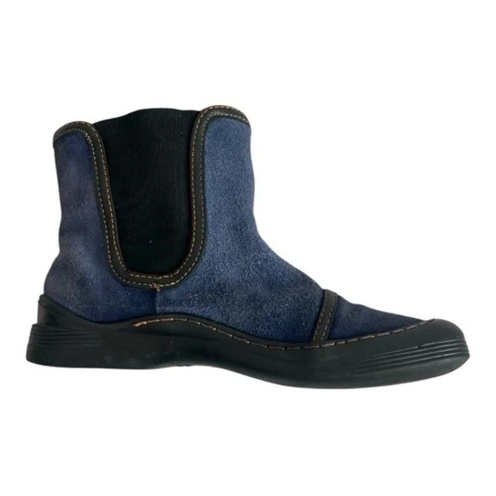 TCHOCO blue suede